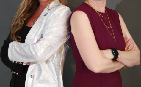 Award Photo Now You Know with Pam & Nikki