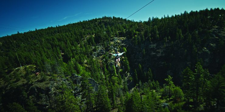 ZipZone Peachland